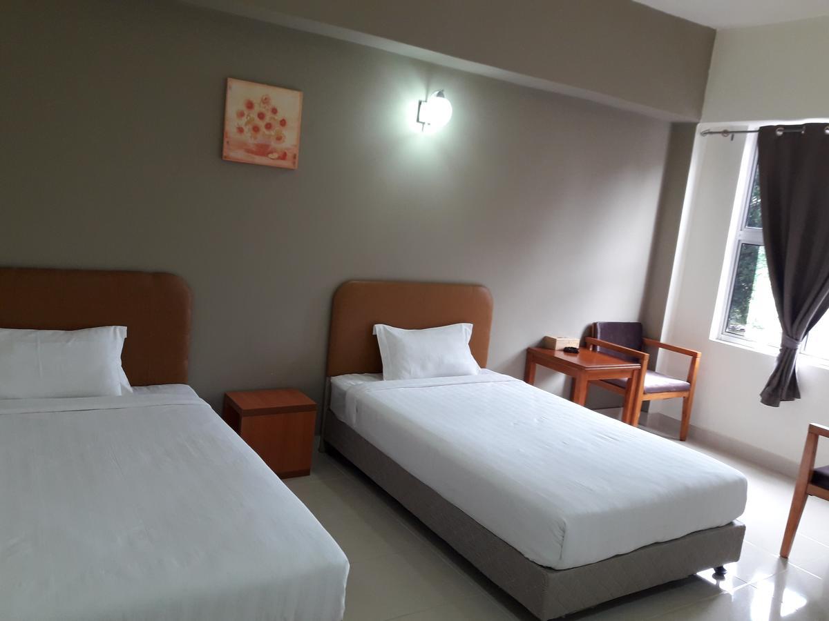 Hotel 126 Sepang Extérieur photo