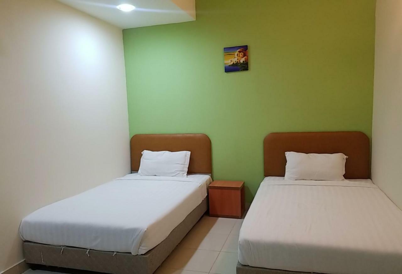 Hotel 126 Sepang Extérieur photo